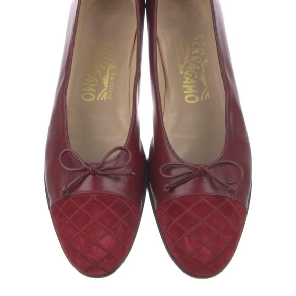 Salvatore Ferragamo Suede Bow accents Mules - Picture 3 of 4